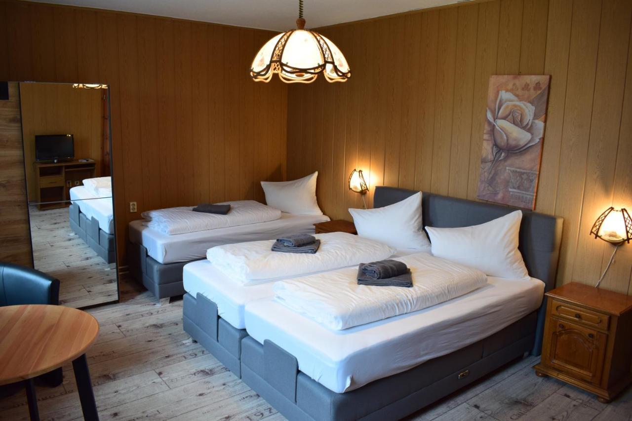 Landhotel "Lichte Aue" Lichtenau Stutzengrun Zewnętrze zdjęcie